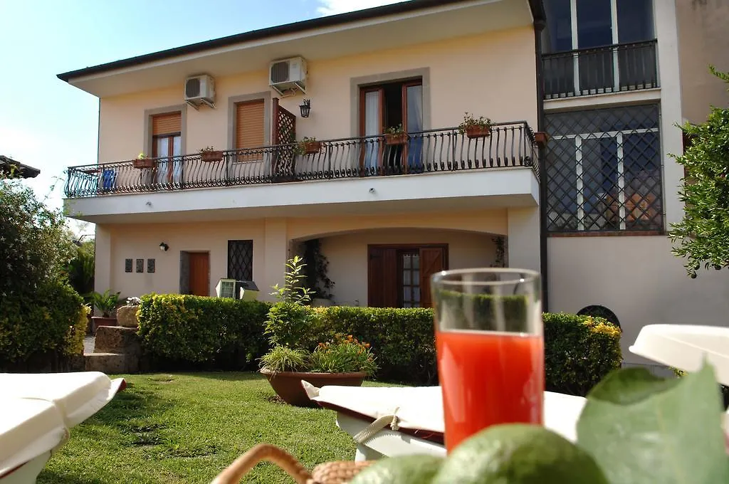 San Pietro Bed & Breakfast Noto 3*,